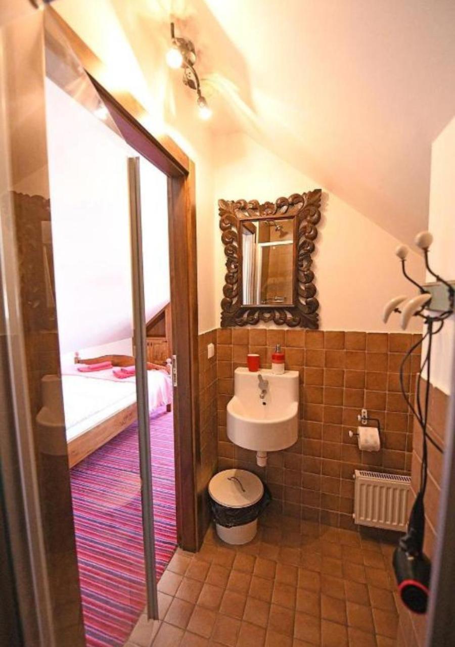 Gosciniec Malinowka Bed & Breakfast Krzeszna ภายนอก รูปภาพ