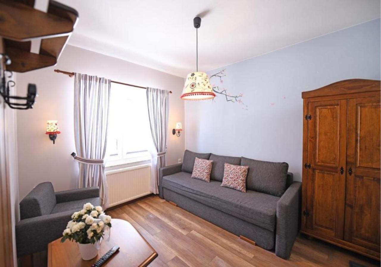 Gosciniec Malinowka Bed & Breakfast Krzeszna ภายนอก รูปภาพ