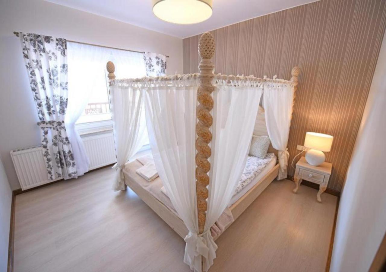 Gosciniec Malinowka Bed & Breakfast Krzeszna ภายนอก รูปภาพ