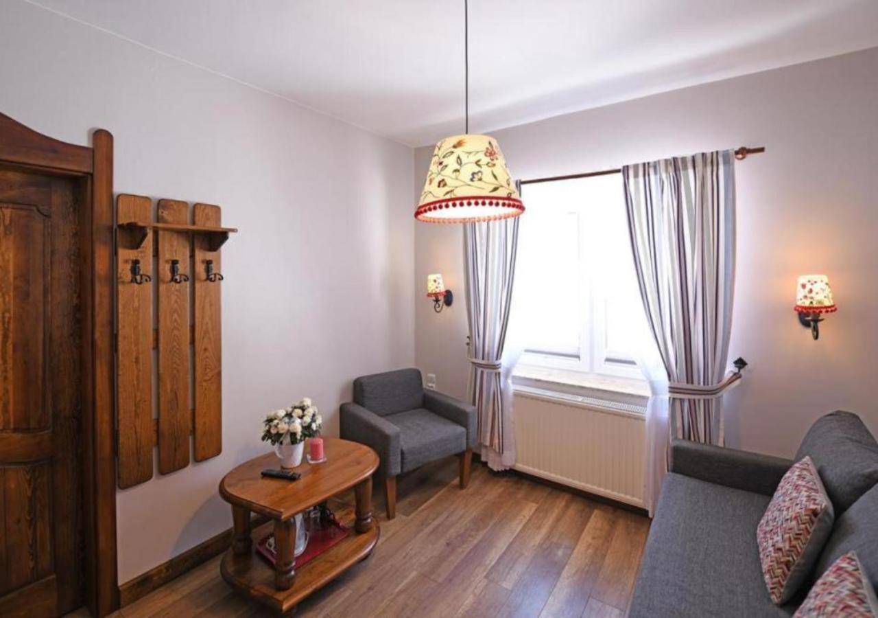 Gosciniec Malinowka Bed & Breakfast Krzeszna ภายนอก รูปภาพ